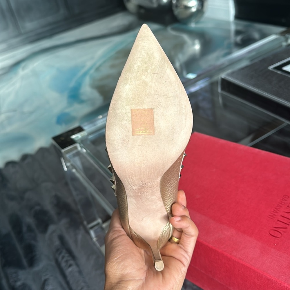 Shoes - Picture 3 of 3